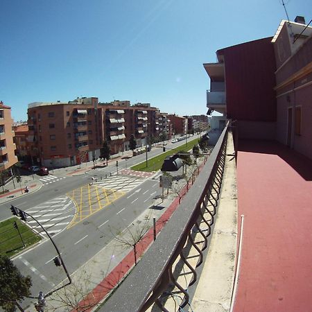 Hostal Restaurante Cornella Cornellà de Llobregat Exteriér fotografie