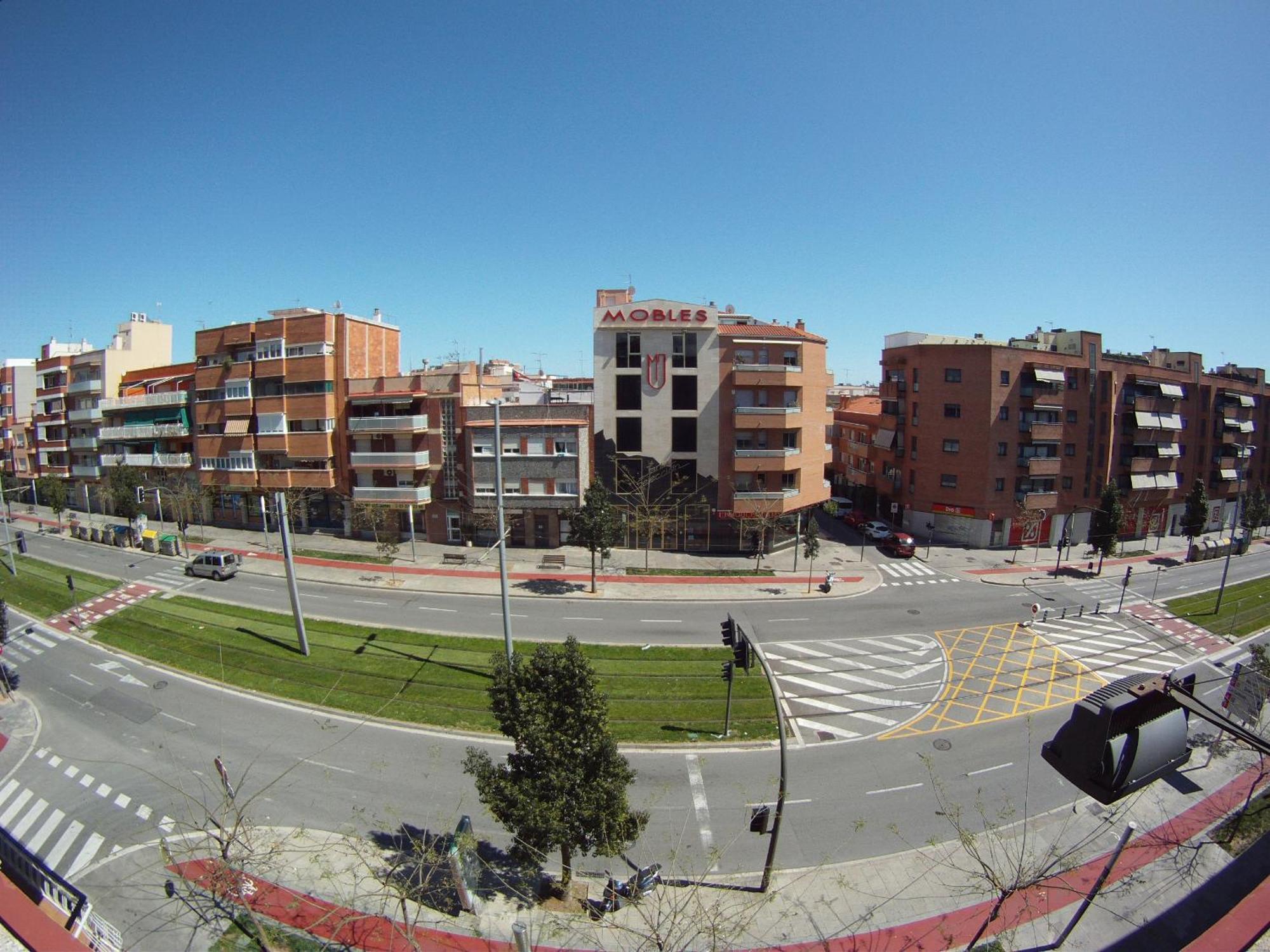 Hostal Restaurante Cornella Cornellà de Llobregat Exteriér fotografie