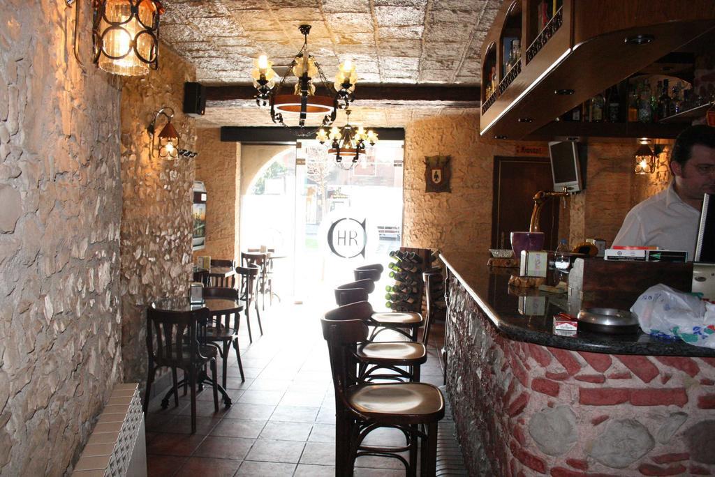 Hostal Restaurante Cornella Cornellà de Llobregat Exteriér fotografie